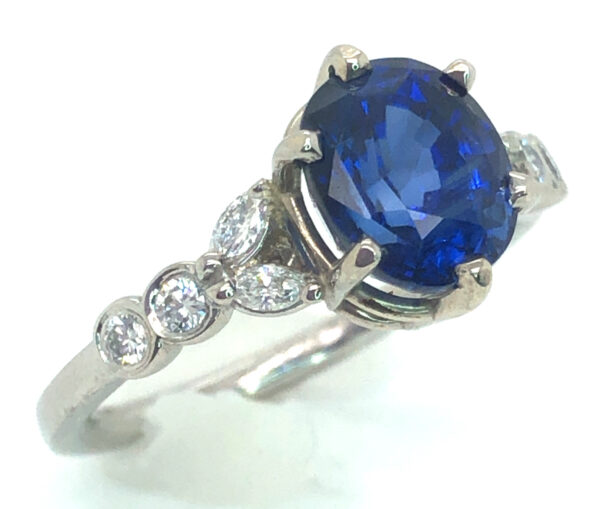 CGL Certified Ceylon Sapphire (H)* Diamond Ring 14KWG 3.44 ct - Image 3